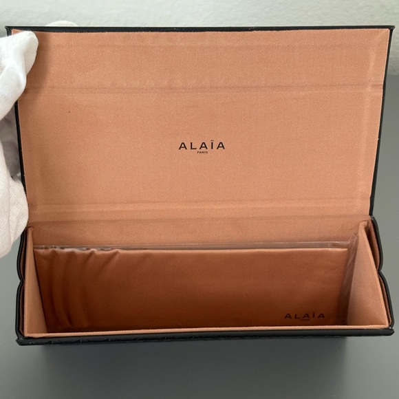 Azzedine Alaia AA0038S Sunglasses - Picture 11 of 12